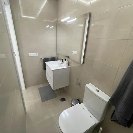 Lägenhet 11. Beautiful Esmeralda, A/c, Wifi